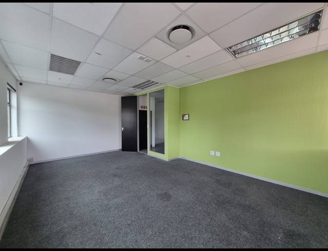 850M² OFFICE TO LET IN SUNNINGHILL